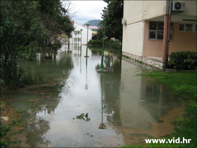 Poplava_u_Metkovicu (3)